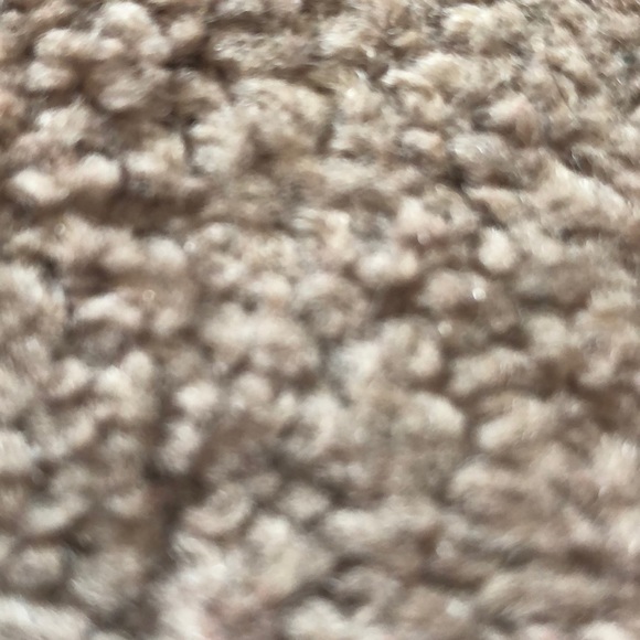 Meet your Posher, Zakiya - Picture 1 of 1